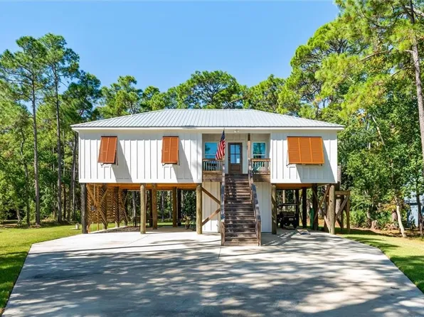 121 Epinet St, Dauphin Island, AL 36528