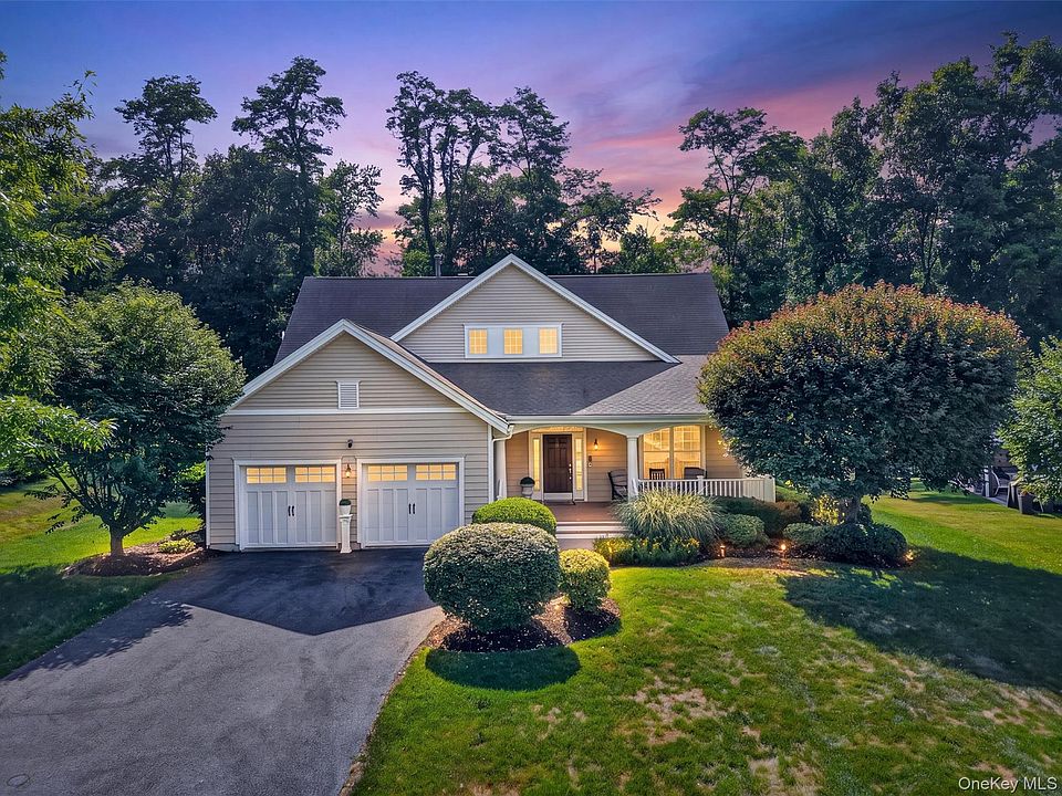 1st image of 18 Sassafras Circle