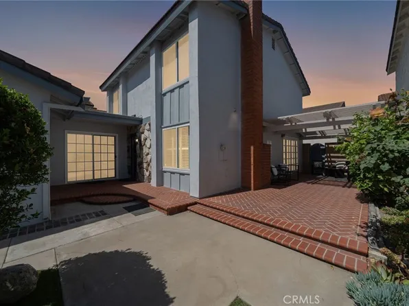 11265 Gardiners Ct, Cypress, CA 90630