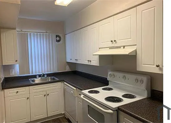 1927 E West Hwy #302 — Photo 11
