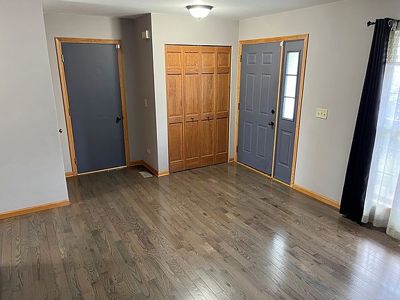 2nd image of 2200 Willow Lakes Dr