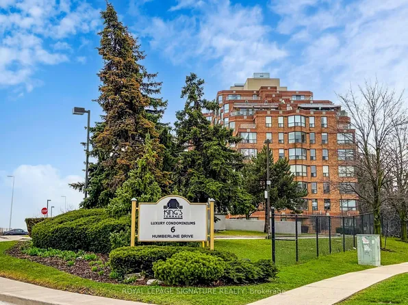 6 Humberline Dr #303, Toronto, ON M9W 6X8