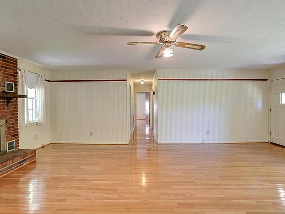 5th image of 2116 Highway 31w