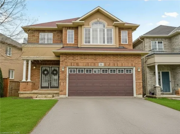 21 House Ln, Hamilton, ON L9K 0G1
