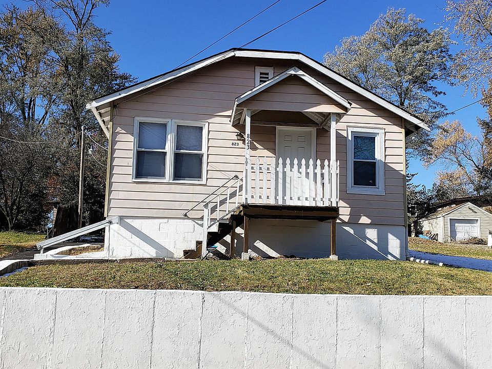 1st image of 823 Elsworth Pl