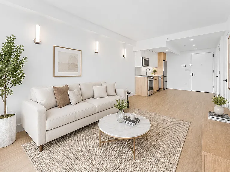 798 Lexington Ave #3B — Photo 4