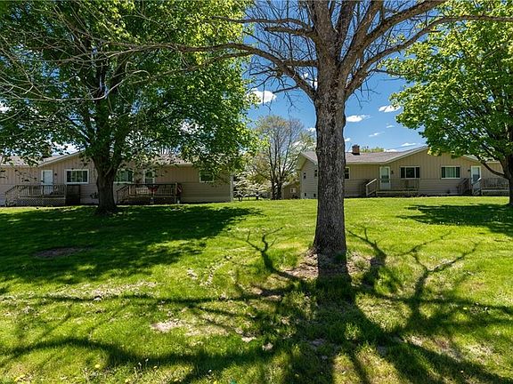 5th image of 3088 Jackson Dr