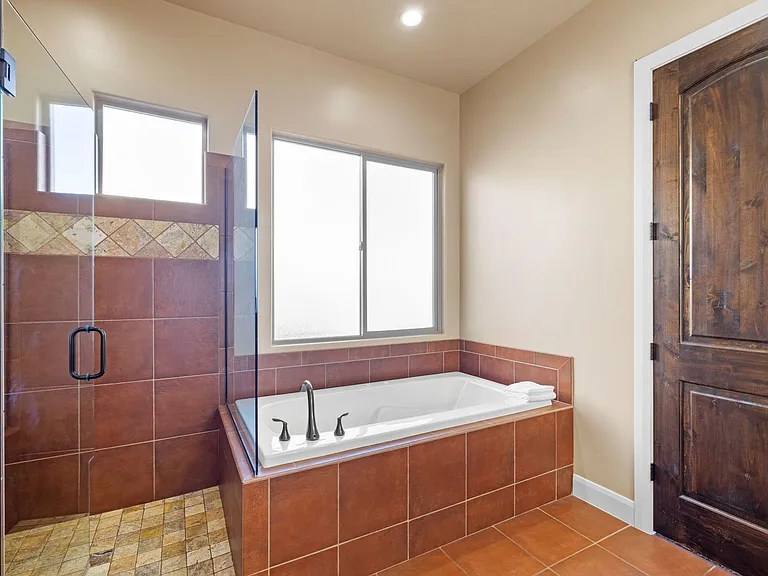 3193 S 4900 W — Photo 16