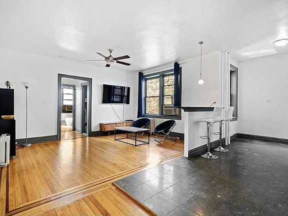 5th image of 260 Harrison Ave APT 505