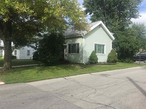 2nd image of 402 N Elm St