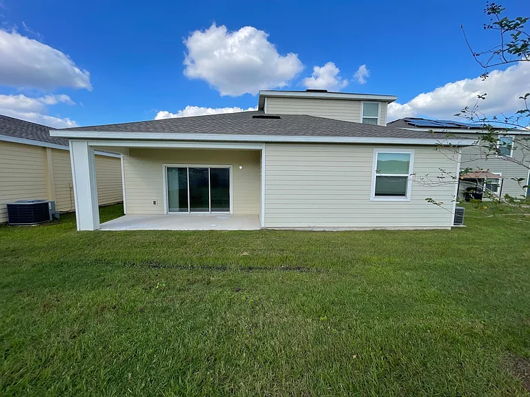 4424 Blackbird St — Photo 17
