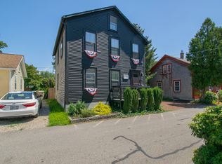 33 Tilden Ave, Newport, RI 02840