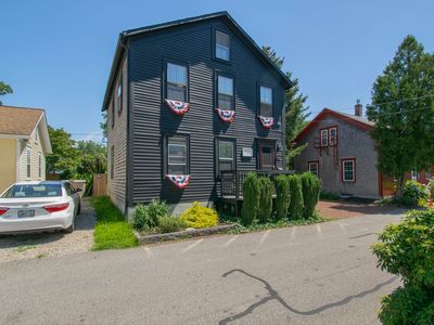 33 Tilden Ave, Newport, RI, 02840