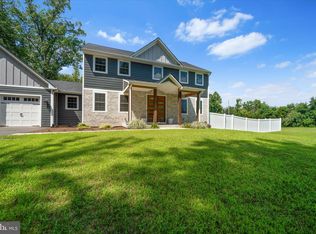 8042 Cobb Rd, Manassas, VA 20112