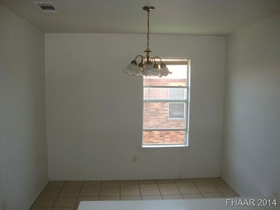 4th image of 3406 Hereford Ln APT A