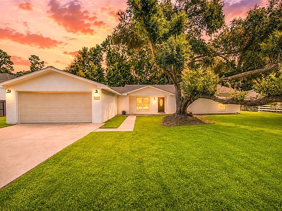 5th image of 5411 Logston Ln