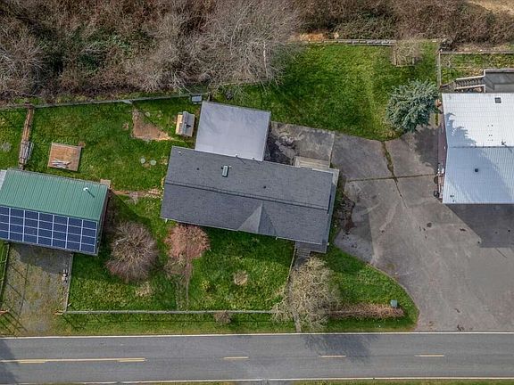 2nd image of 4241 Rural Avenue
