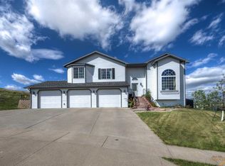 4300 Preakness Ct, Rapid City, SD 57701