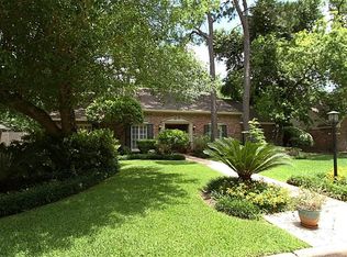 746 Thistlewood Dr, Houston, TX 77079