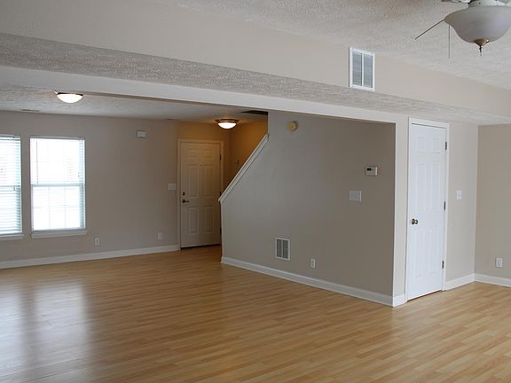 4th image of 3612 Cavendish Ct