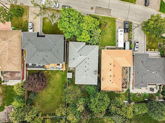 4th image of 114 Elmcrest Rd