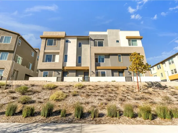 27582 Manzanita Way, Valencia, CA 91381