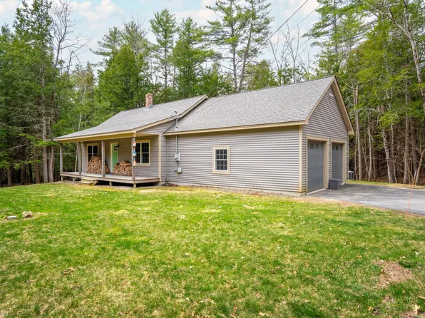 423 Allen Road, Pownal, ME 04069