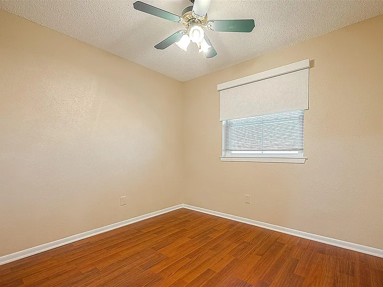 3231 E Heatherock Cir — Photo 20
