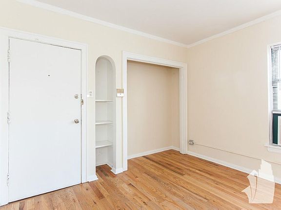 3rd image of 550 W Arlington Pl #712A