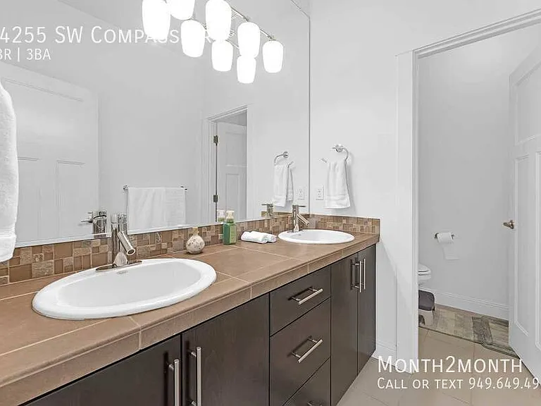 14255 SW Compass Dr — Photo 21