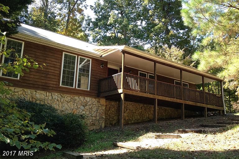 Front elevation in Summer