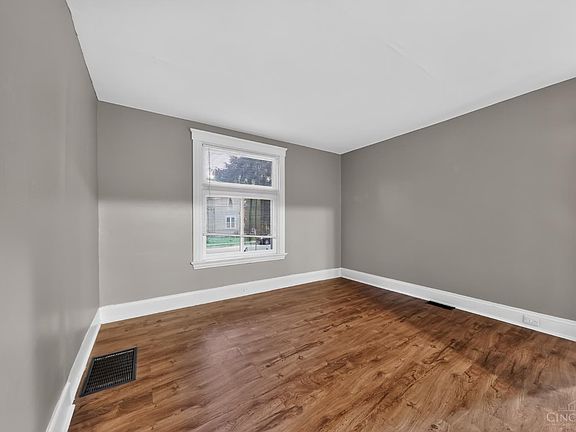 4th image of 4530 Whetsel Ave