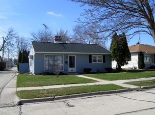 1715 Elm Ave, Sheboygan, WI 53081