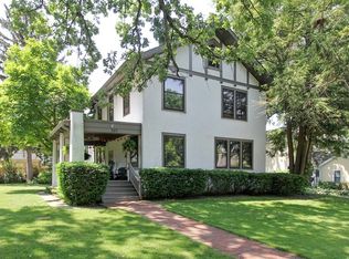309 W Cook Ave, Libertyville, IL