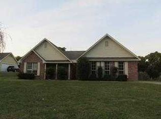 10636 Green River Rd, Lake Cormorant, MS 38641