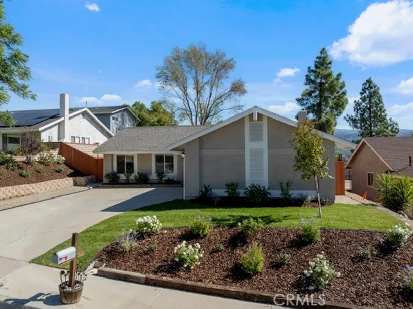 28434 Alder Peak Ave, Santa Clarita, CA 91387