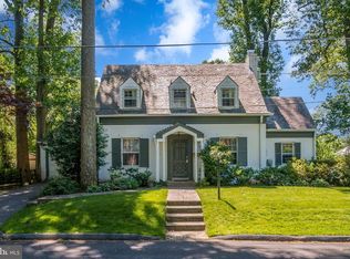 8104 Larry Pl, Chevy Chase, MD 20815