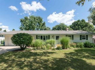 713 Whitehall Dr, Madison, WI 53714