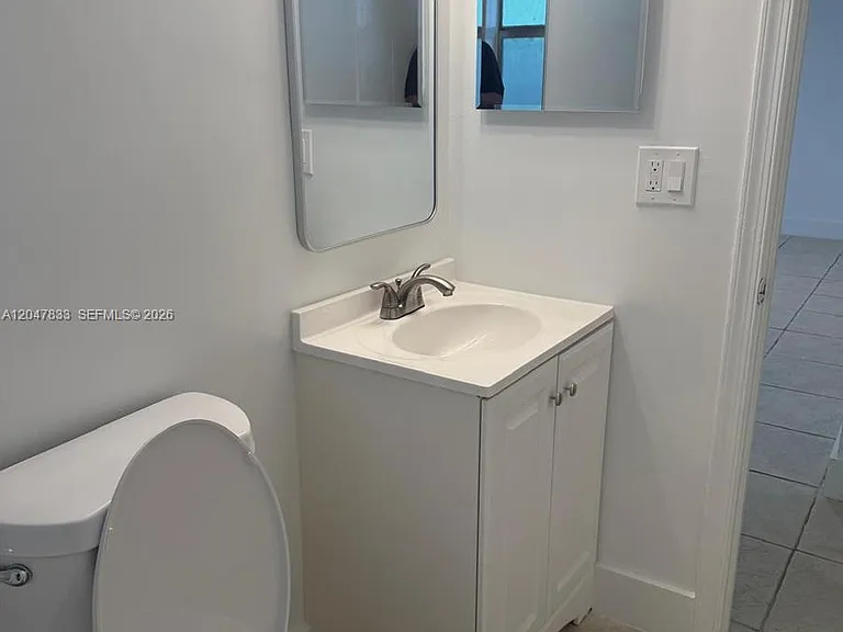 10116 Twin Lakes Dr #11-C — Photo 16
