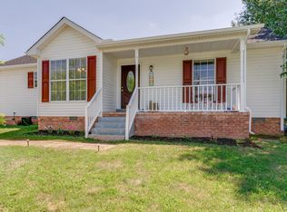 2511 Queen Ann Ct, Springfield, TN 37172