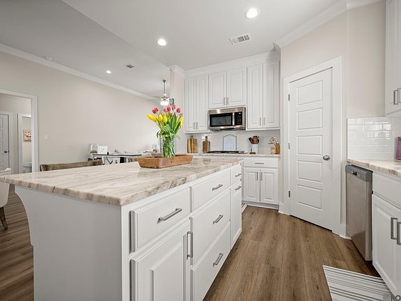 5th image of 13763 Pinyon Dr