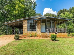 2618 Bridge Rd NW, Huntsville, AL 35810