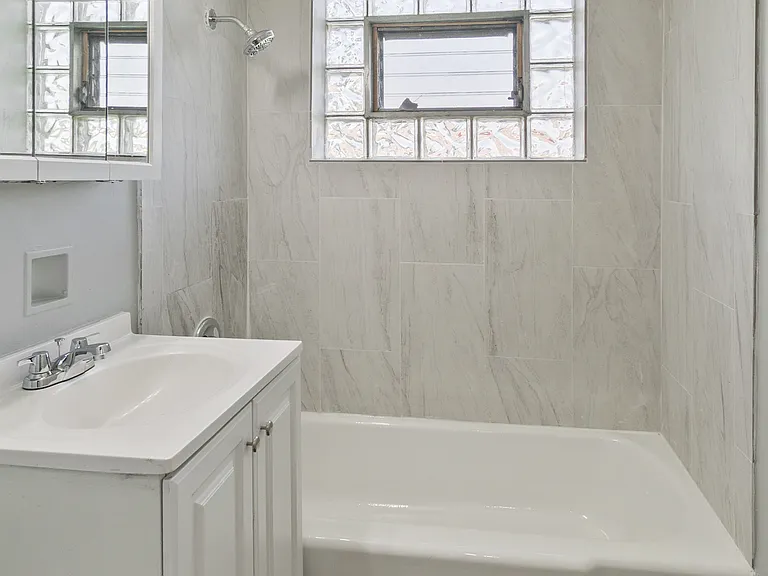 444 W Hickory St #2A — Photo 15