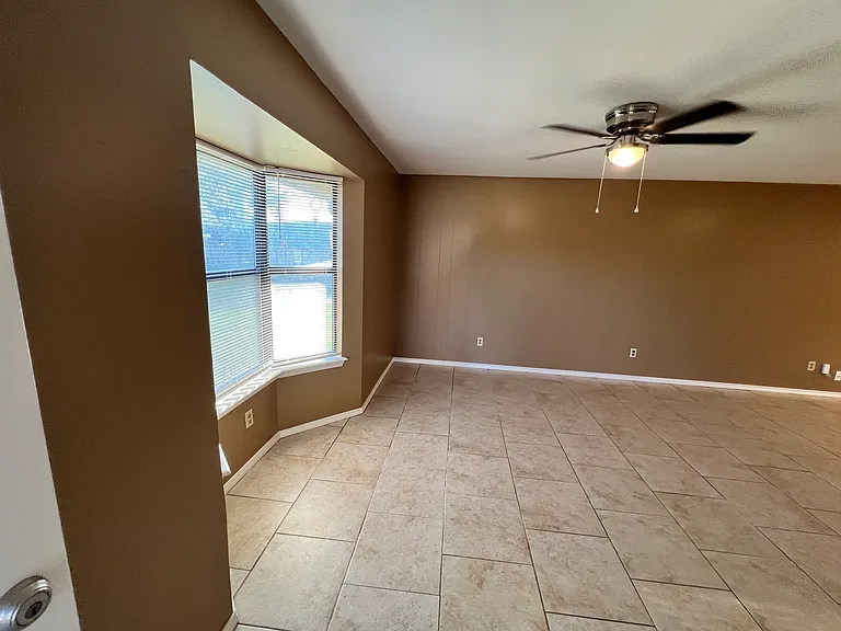 3567 Oak Hill Dr — Photo 12