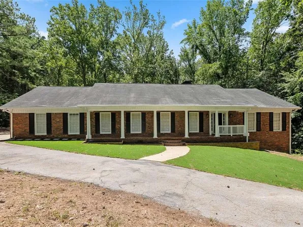 140 Old Fairburn Close SW, Atlanta, GA 30331