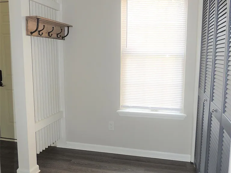 9252 Kings Canyon Dr — Photo 6