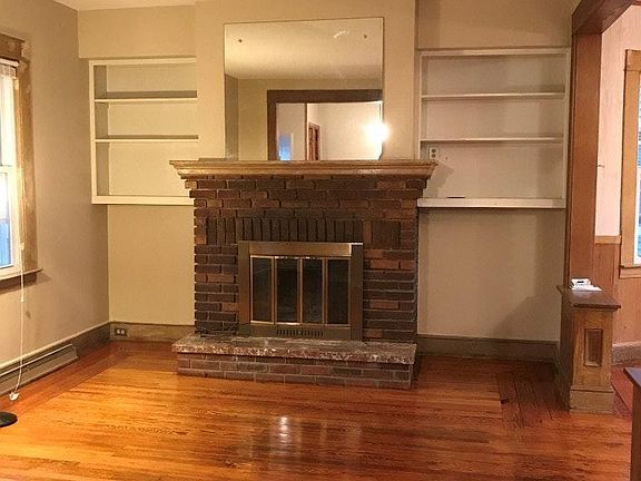 Living Rm Fireplace