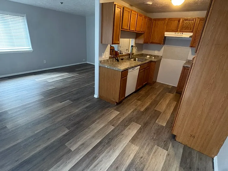 1890 Clay St SE #1890 — Photo 1