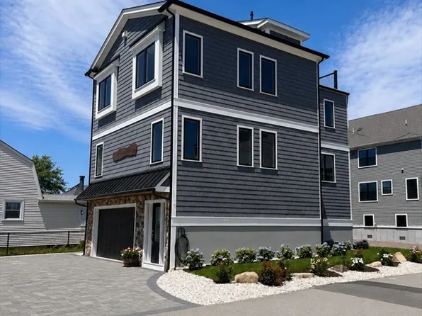 84 Post Island Rd, Quincy, MA 02169