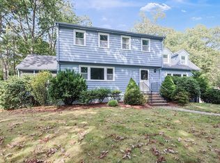 158 Longhill Rd, Franklin, MA 02038